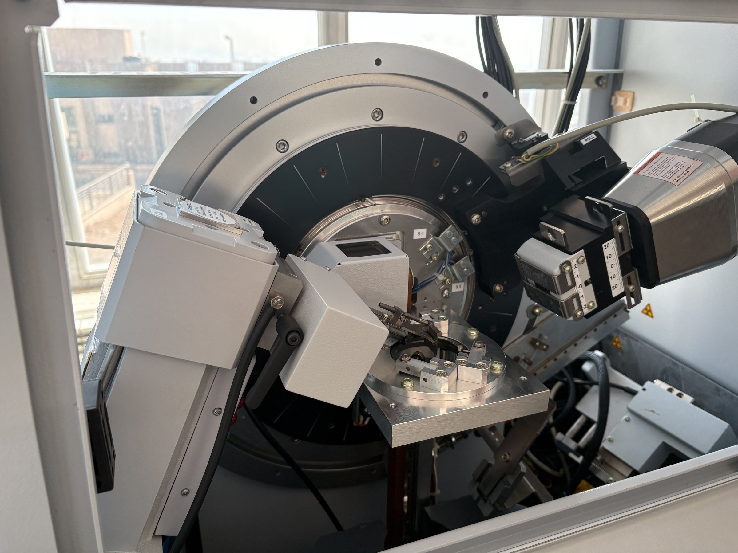 X-ray diffractometer goniometer ring and detector at Kimiya Pazhouh Alborz Laboratory